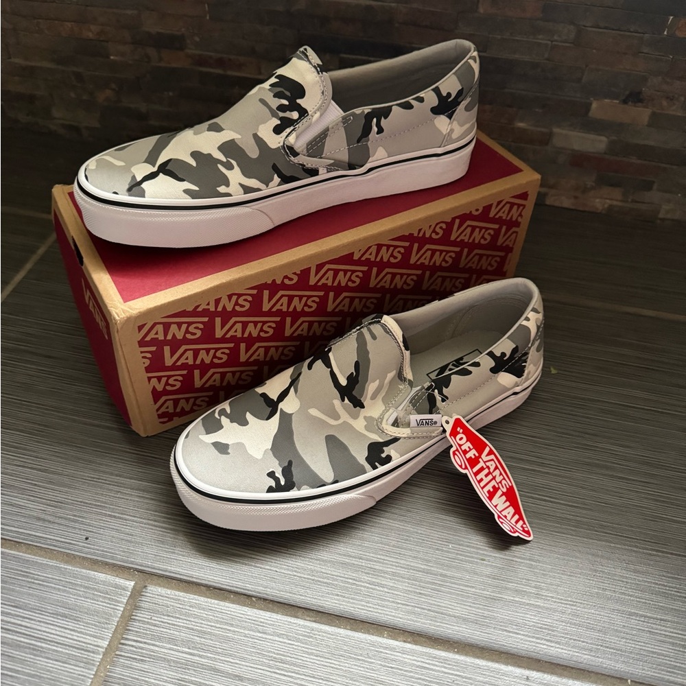 Van slip on women’s size 9